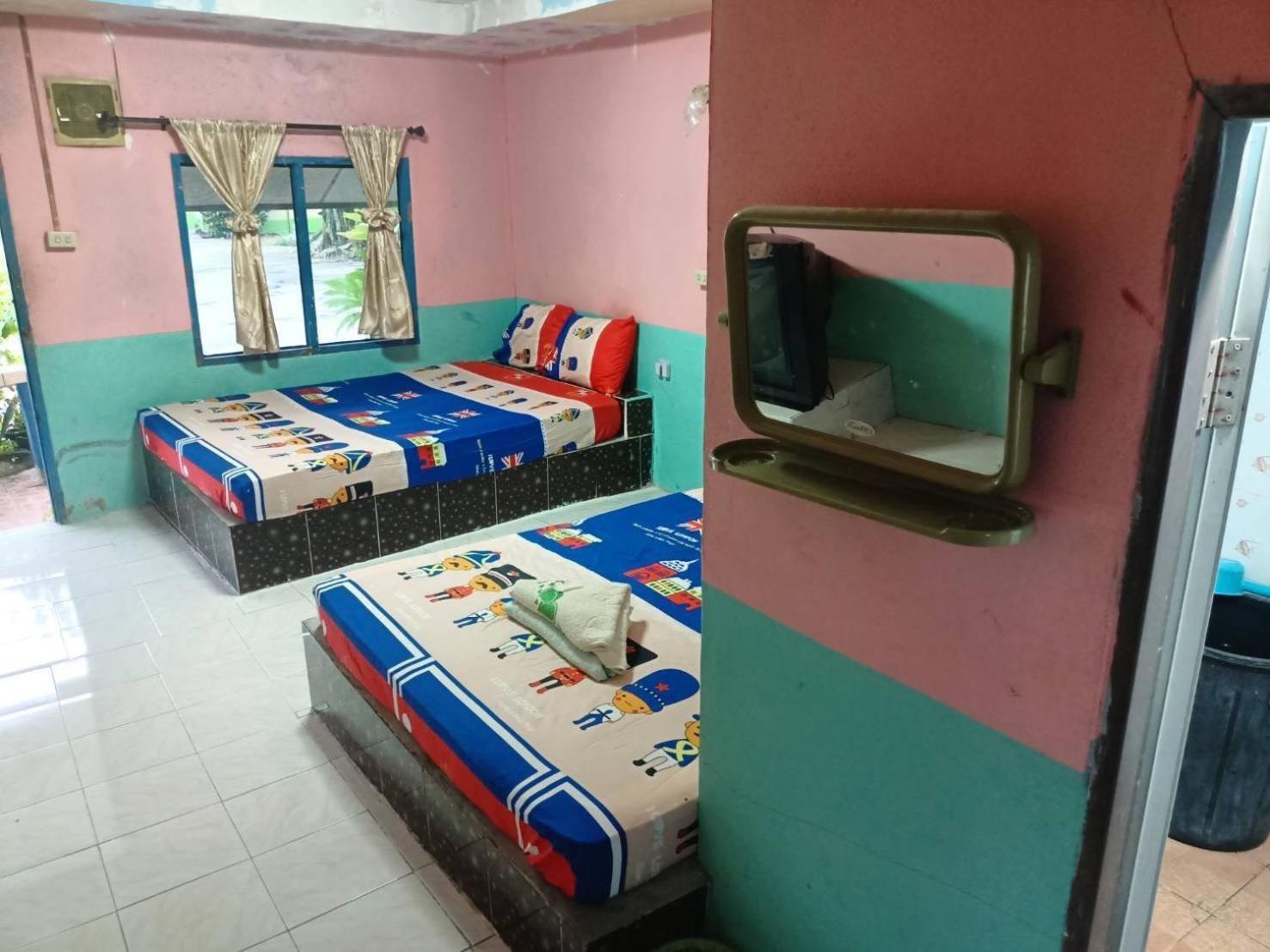 Kanjana Resort Surat Thani Esterno foto