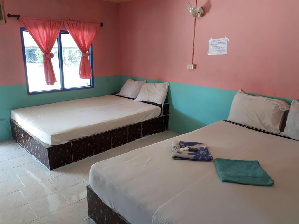 Kanjana Resort Surat Thani Esterno foto